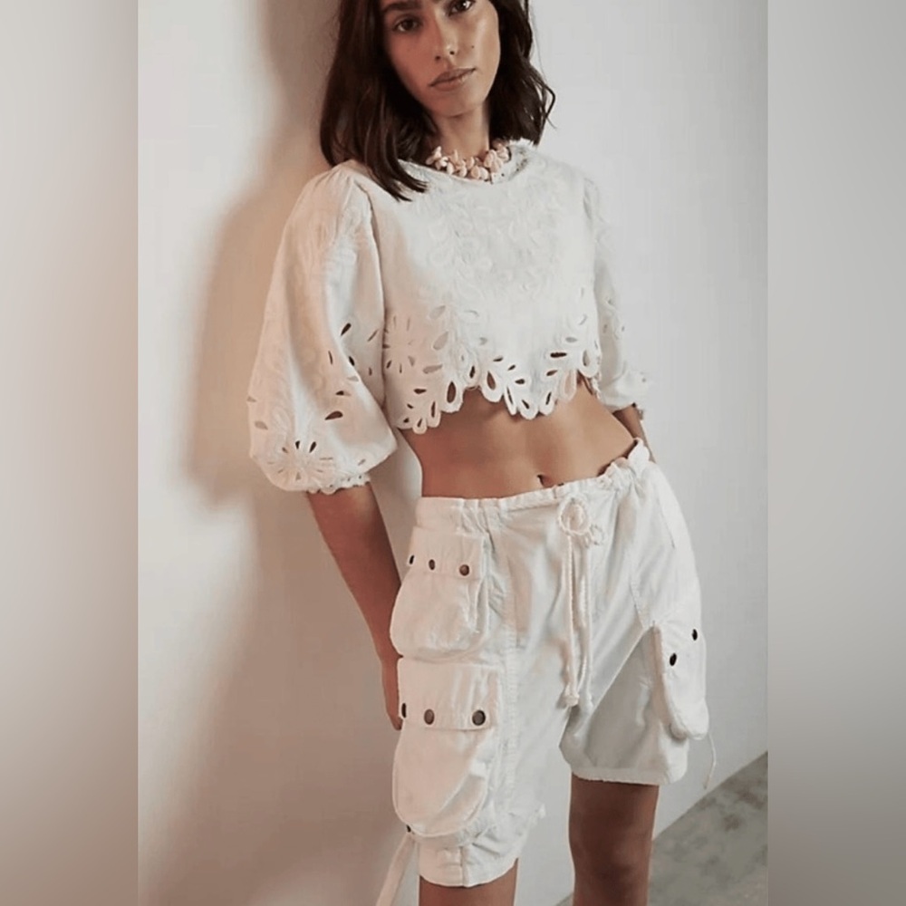 Free PEOPLE